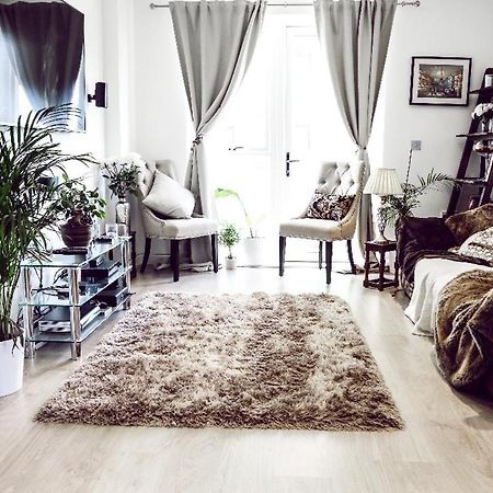 Lovely 2 Bed Apartment 15Mins From Bond St London Exterior foto